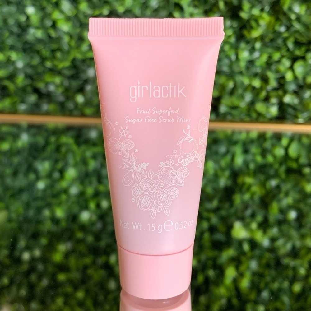 Girlactik Fruit Superfood Sugar Face Scrub | NEW | Travel Size